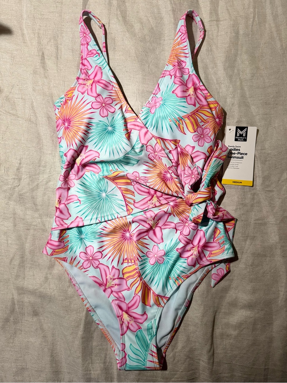 MEMBER’S MARKET Women’s ONE PIECE SWIMSUIT SIZE M Nwt